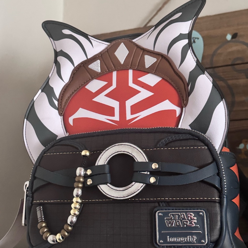 Star Wars Loungefly Ahsoka Tano Mini Backpack